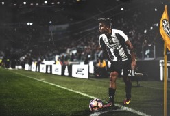 开云网站-世界杯预选赛中国队逆袭 球员拼搏精神感动人心，世界杯预选赛 中国队出线分析