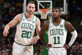 开云体育全站-球员在节奏变化中如何调整持球姿态，持球姿势